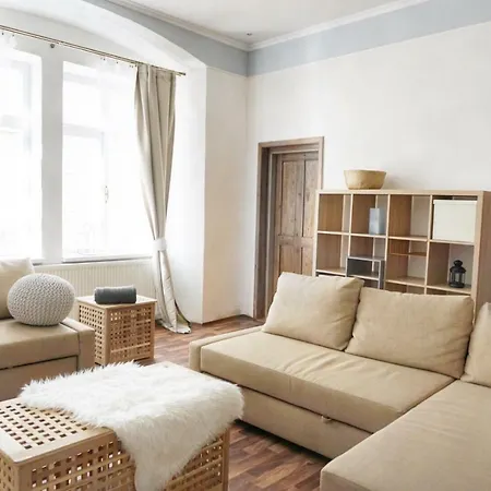 Vip Old Town - Jilska Apartment
